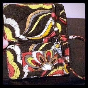 Vera Bradley Puccini Wristlet